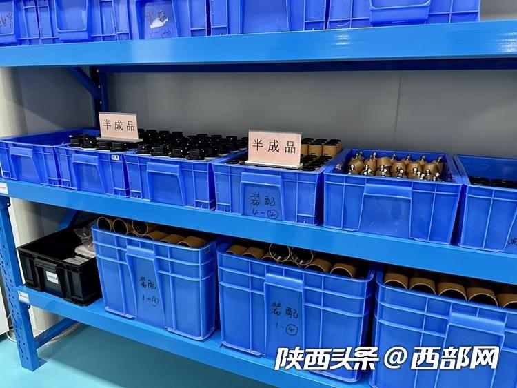機電一體化，開啟倉儲物流的未來科幻新模式！